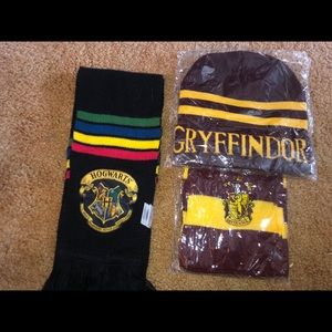 Harry Potter Winter Set + Extra Scarf & EXCLUSIVE